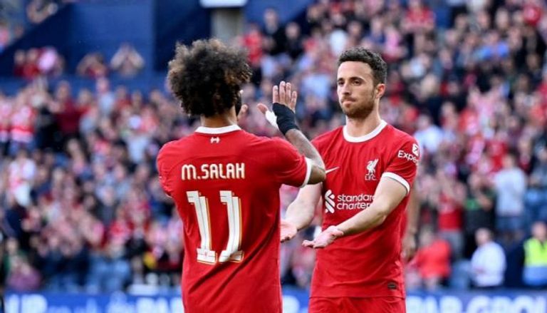 محمد صلاح يتحدث بمرارة عن رحيل جوتا: «الحياة تستمر لكن الحزن حاضر»