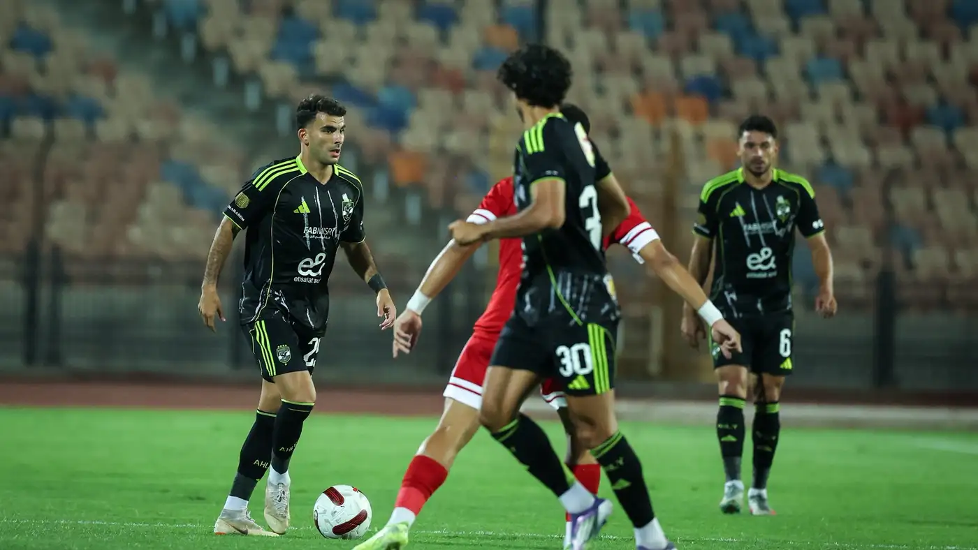 الأهلي يسعى لتصحيح المسار أمام فاركو في الجولة الثانية من الدوري