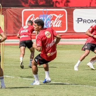 الأهلي يفتقد خمسة لاعبين أمام غزل المحلة وبيراميدز بسبب الإصابة