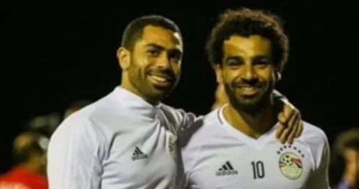 محمد صلاح يؤازر أحمد فتحي بعد الاعتزال