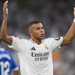 ريال مدريد يعلن اصابة مبابي ومدة غيابه