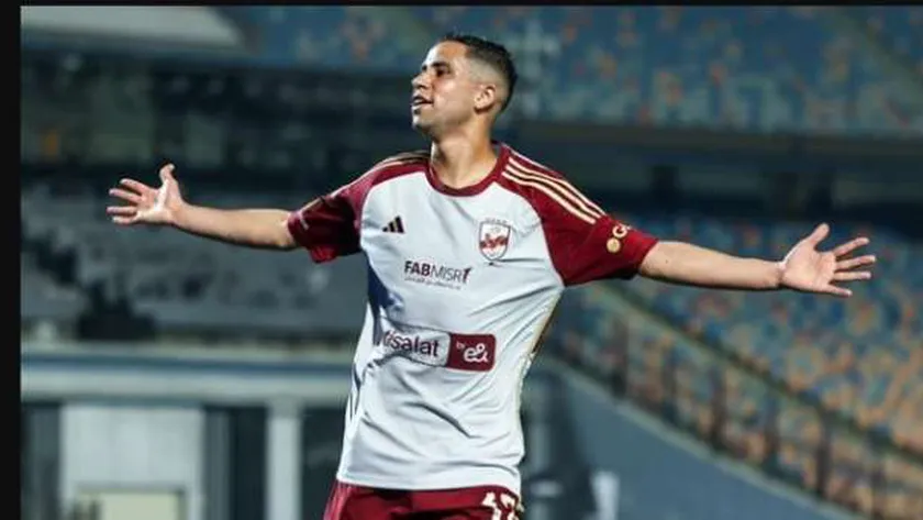 يرحب النادي الأهلي برحيل رضا سليم