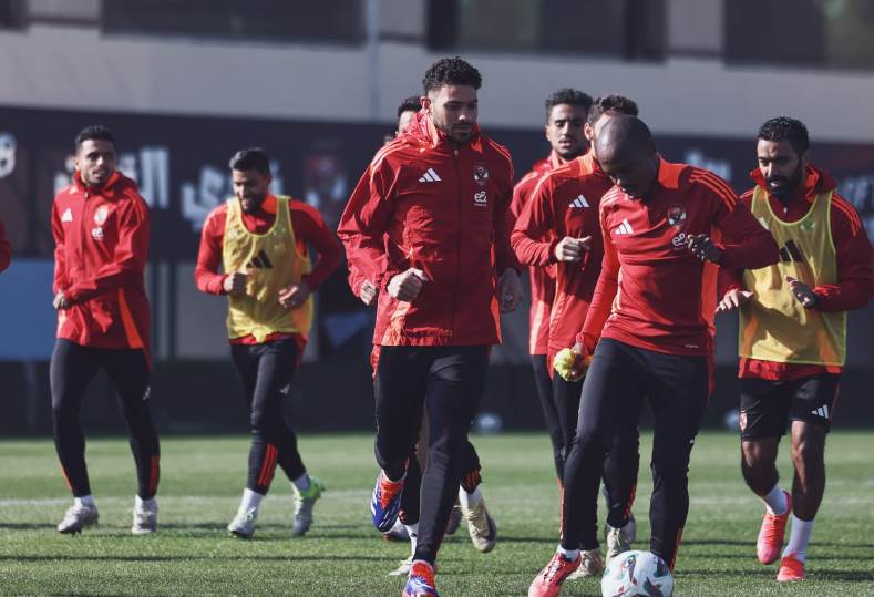 الأهلي ينهي تدريباته استعدادا لمباراته مع استاد أبيدجان الإيفواري
