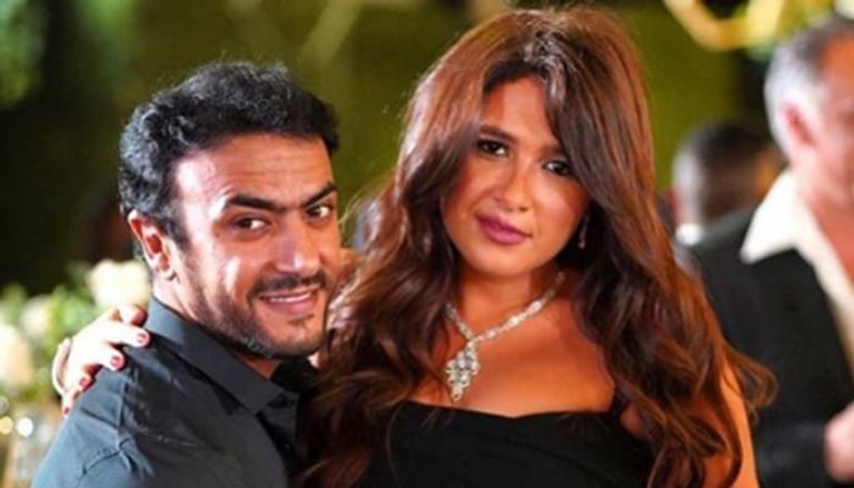 أحمد العوضي يعزي ياسمين عبد العزيز عبر وسائل التواصل الاجتماعي