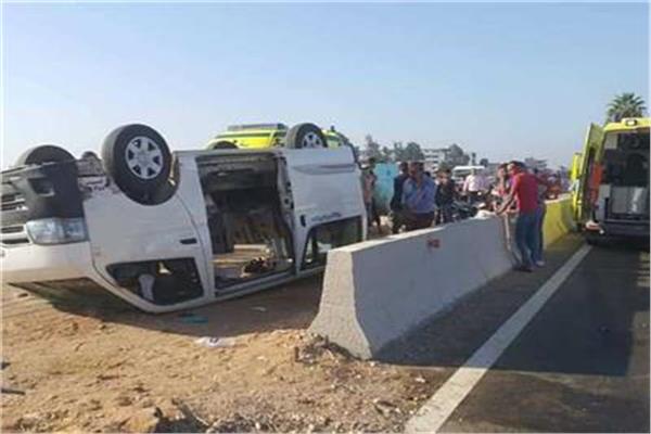 أصيب أربعة أشخاص بسبب حادث سير