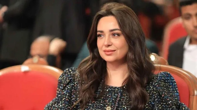 أحداث الحلقة العاشرة من مسلسل "ساعته وتاريخه"
