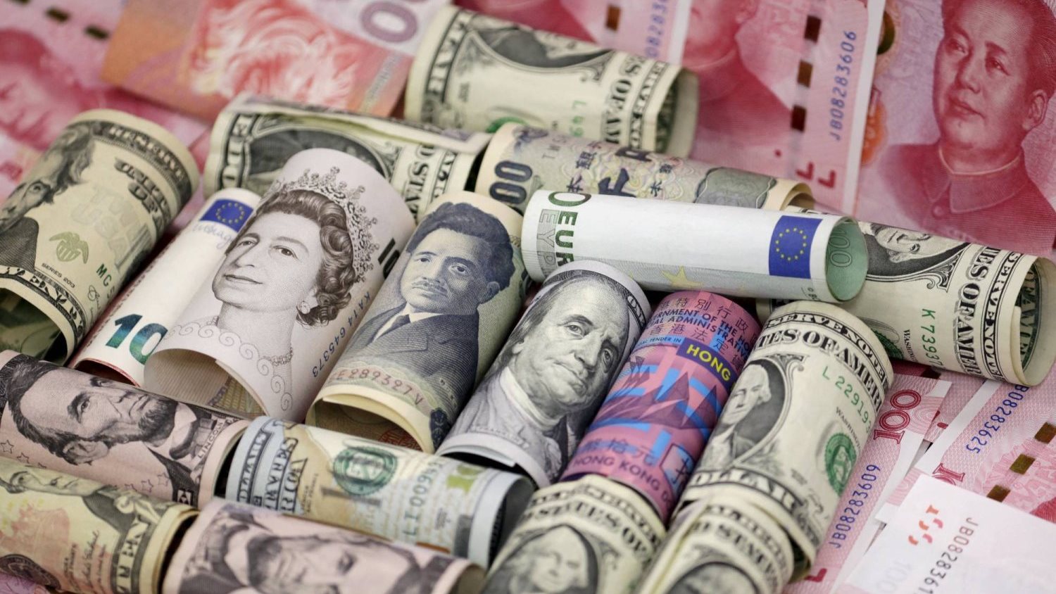 سعر الدولار اليوم مقابل الجنيه المصري في مختلف البنوك
