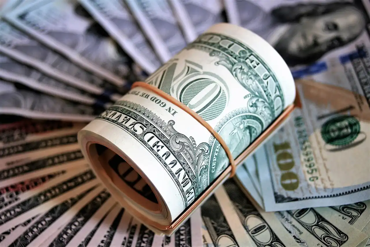 سعر الدولار الأمريكي مقابل الجنيه المصري