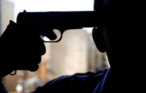 حبس شاب في وحدة الثلاثينات بعد أن أطلق النار على خاله وابن خاله