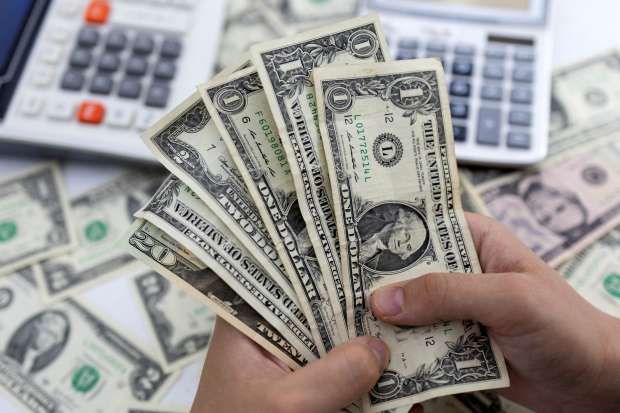أسعار صرف الدولار مقابل الجنيه المصري في كافة البنوك