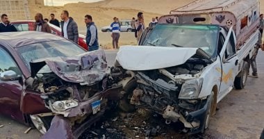 أصيب ثلاثة أفراد جراء حادث انقلاب سيارة ربع نقل