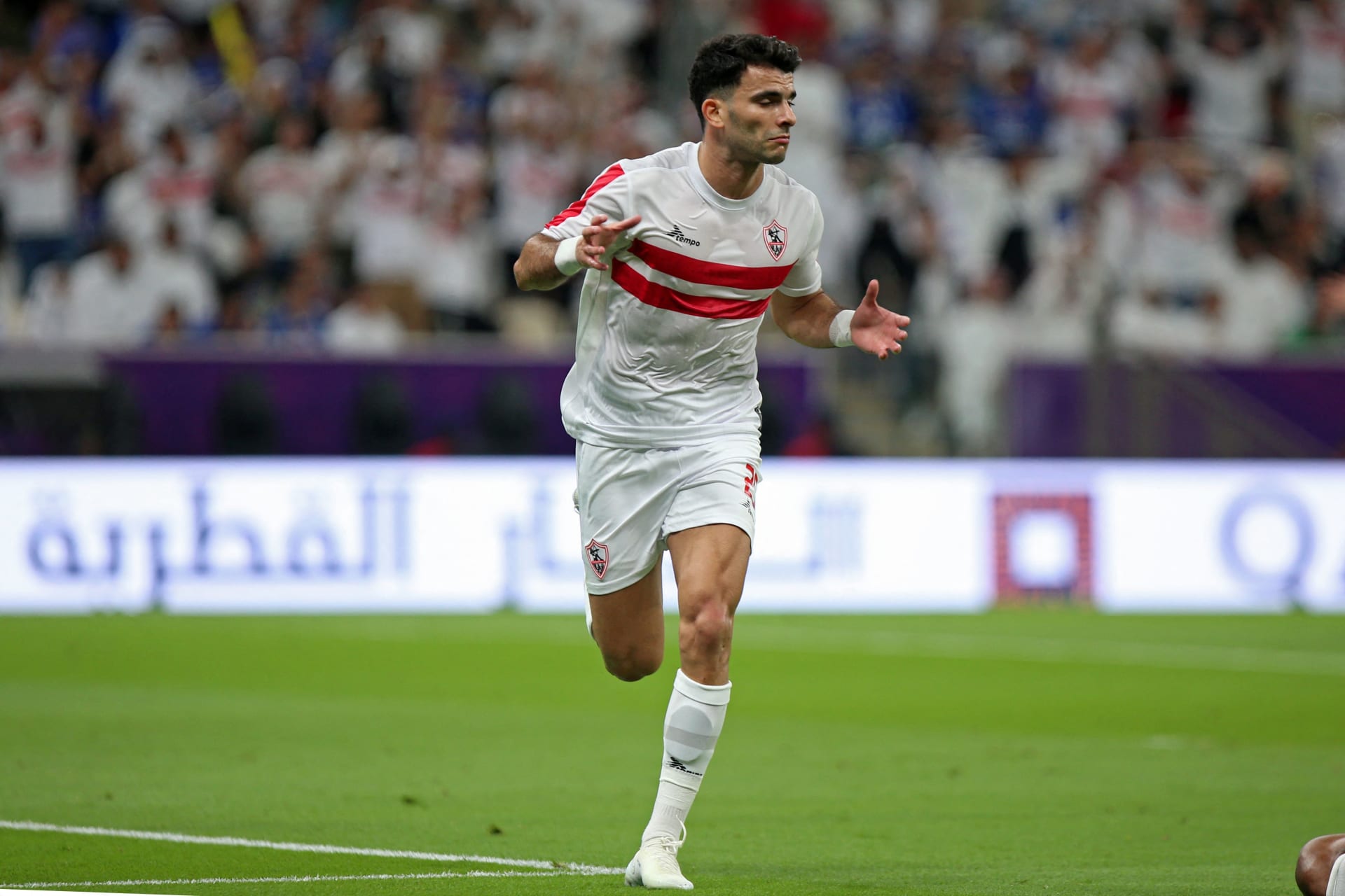 زيزو يوقع للاهلي لمدة أربع سنوات