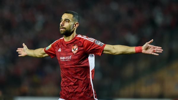 انتهاء الازمة بين عمرو السولية وعضو النادي في فرع مدينة نصر
