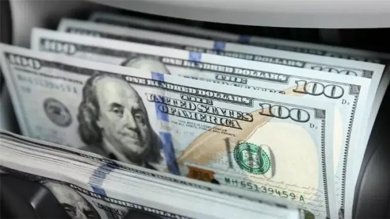 سعر الدولار اليوم الثلاثاء 15 إبريل 2025