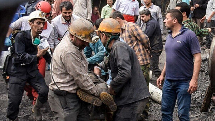 مصرع سبعة عمّال إثر حادث مروّع في منجم “مهماندويه” بمدينة دامغان