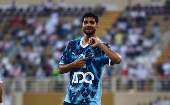 يستمر إبراهيم عادل في الغياب عن فريق بيراميدز خلال المباراة ضد حرس الحدود بسبب إصابته في السمانة