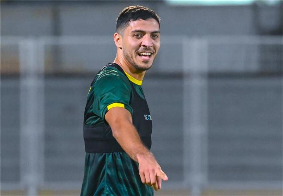 حقيقة توقيع محمد شريف للزمالك
