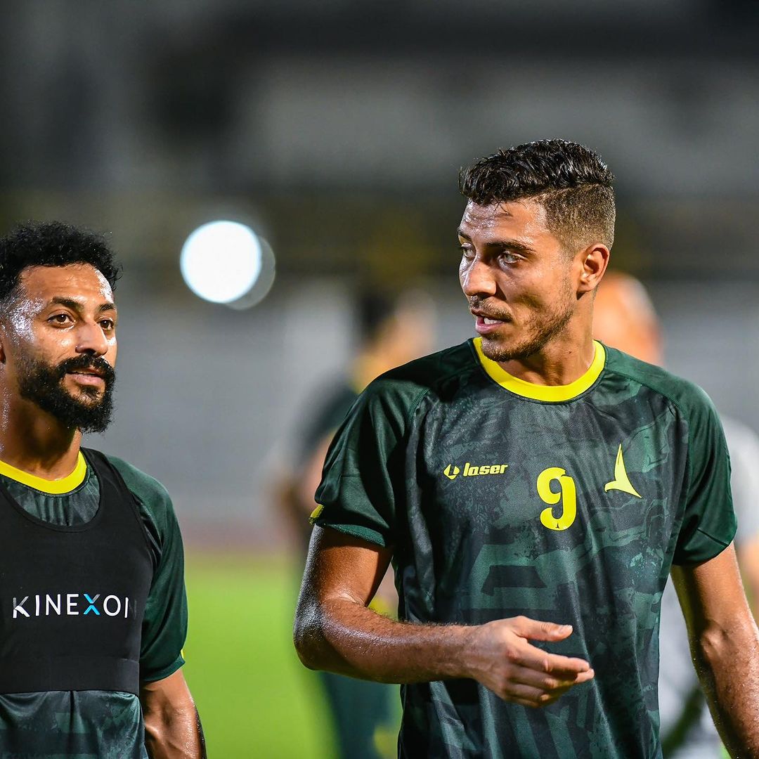 حقيقة توقيع محمد شريف للزمالك