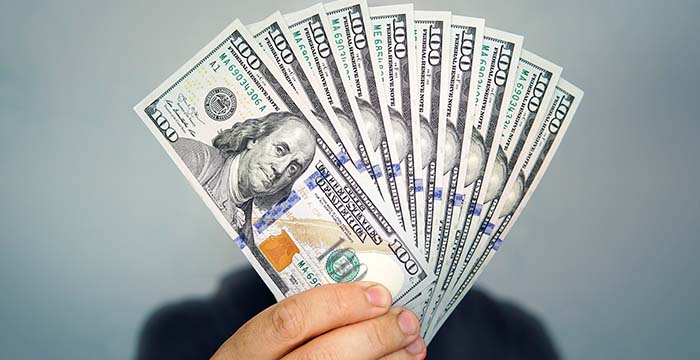 سعر الدولار اليوم الاثنين 28 أبريل 2025