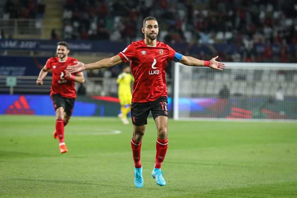 عمرو السولية يطلب مناقشة العروض الخليجية التي تلقاها