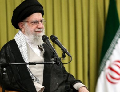 نظام طهران يترنح.. أزمة نووية ونفوذ مفقود في سوريا