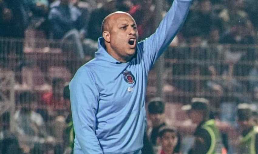 طارق مصطفى يستعين بفريق سيراميكا للتعرف على نقاط قوة وضعف الأهلي قبل اللقاء 