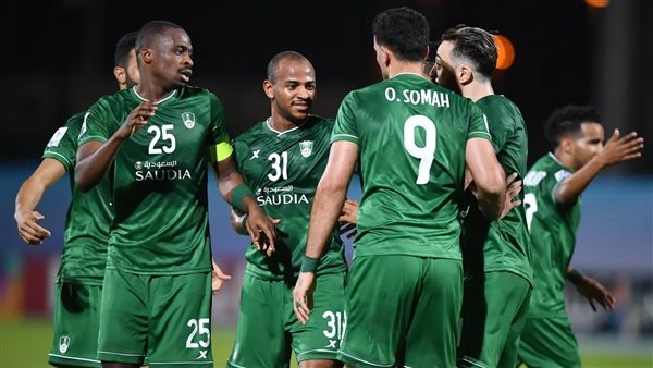 يهنئ الأهلي فريق الأهلي السعودي بمناسبة فوزه بلقب دوري أبطال آسيا للمرة الأولى