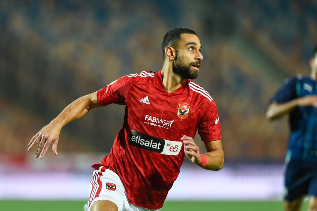 عمرو السولية يطلب مناقشة العروض الخليجية التي تلقاها