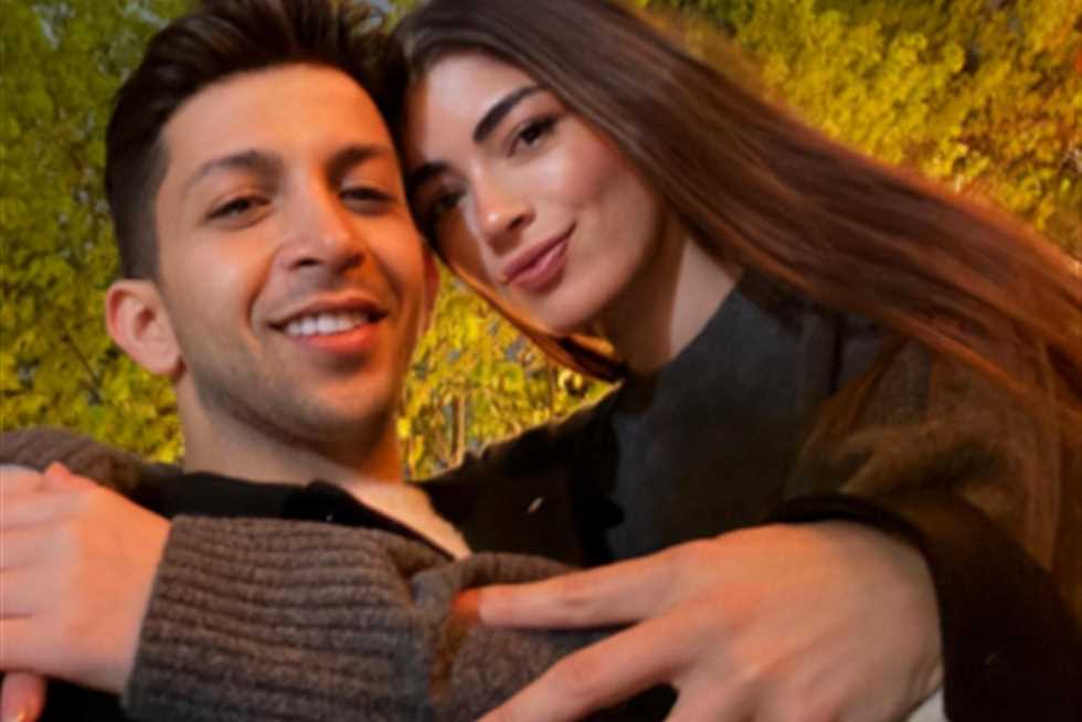 هشام جمال يكشف كواليس "أنا والقمر".. أول أغنية يلحنها بعد ارتباطه بليلى أحمد زاهر