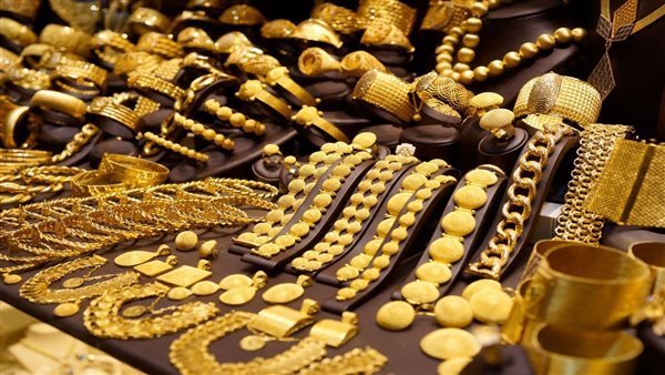 أسعار الذهب تواصل التراجع في مصر.. وعيار 21 يسجل 4575 جنيهًا