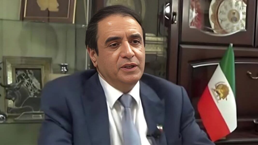 إيران على أعتاب ثورة رابعة: بركان غضب لا يخمد يؤكد حسين عابديني، معاون مكتب تمثيل المجلس الوطني للمقاومة الإيرانية في إنجلترا
