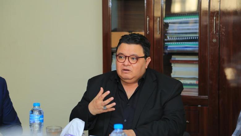 خالد جلال يتلقى عزاء شقيقه غدًا بمسجد الحامدية الشاذلية.. وفنانون يشيعون الجثمان