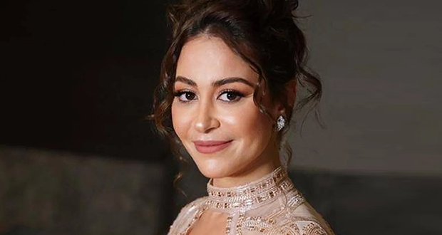 منة شلبي ترد على شائعة وفاة والدتها زيزي مصطفى: "عيب اللي بيحصل ده"