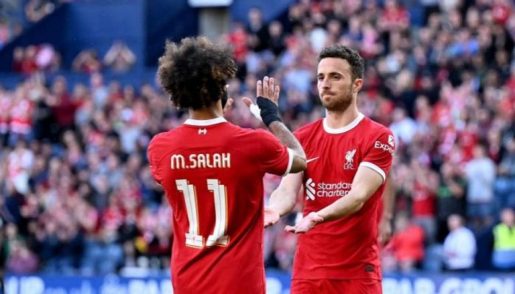 محمد صلاح يتحدث بمرارة عن رحيل جوتا: «الحياة تستمر لكن الحزن حاضر»