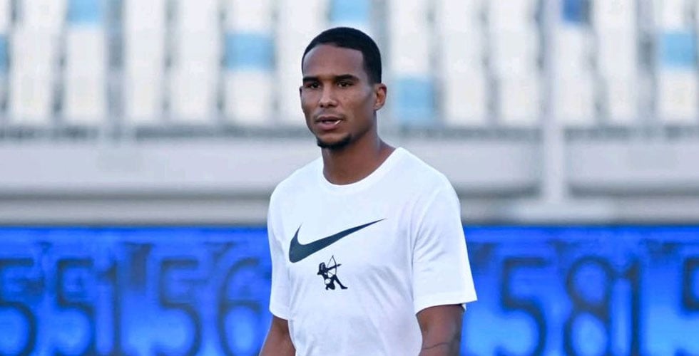 فيريرا يوافق على تسويق الجزيري.. مستقبل المهاجم التونسي في الزمالك غامض