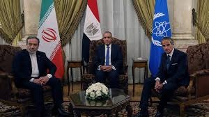 مأزق إيران النووي: اتفاق القاهرة وتنصل عراقجي