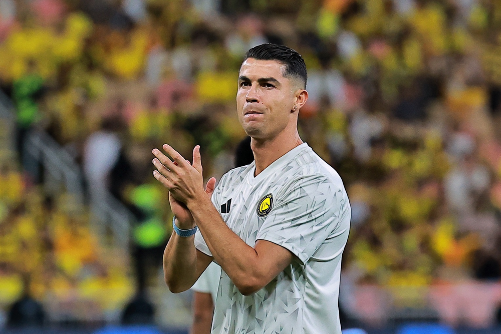 دخل النجم البرتغالي كريستيانو رونالدو، قائد نادي النصر السعودي، قائمة المليارديرات بحسب مؤشر "بلومبرج"، بعد أن تجاوزت ثروته 1.4 مليار دولار.