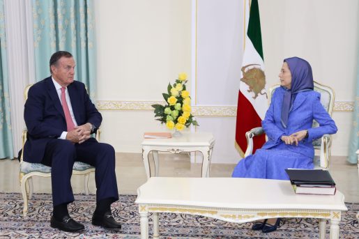 الجنرال جيمس جونز