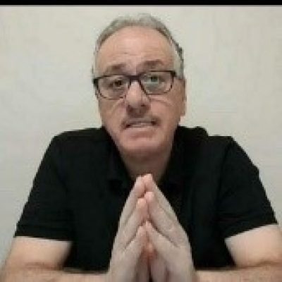 أصداء الانهيار: حوار الطرشان في طهران وصوت المستقبل يُسمع من بروكسل